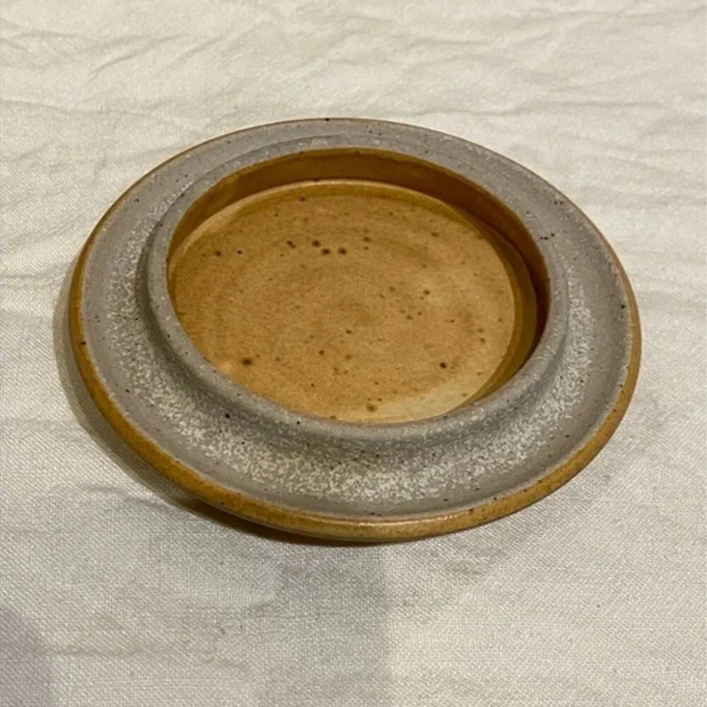 SOLD 🇨🇦Hand-Thrown Stoneware Lidded Jar Brushstrokes - Picture 7 of 12